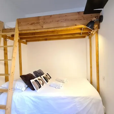 Cosy Pour 3 Avec Terrasse Proche Du Appartement Annecy