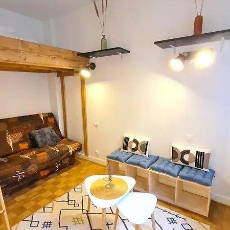 Cosy Pour 3 Avec Terrasse Proche Du Annecy