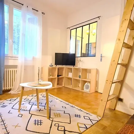 Appartement Cosy Pour 3 Avec Terrasse Proche Du